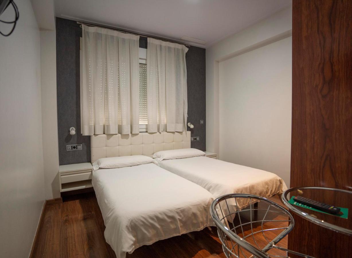 Hotel Lluna Alzira Εξωτερικό φωτογραφία
