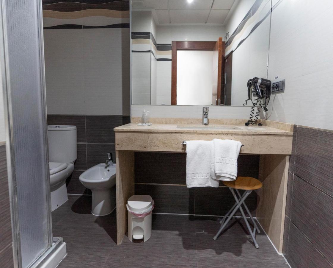 Hotel Lluna Alzira Εξωτερικό φωτογραφία