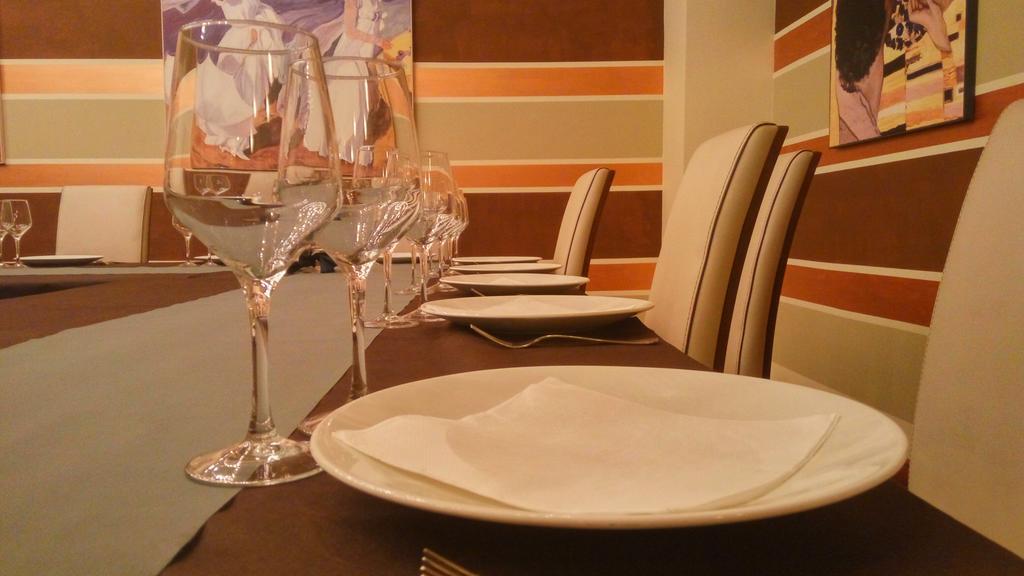 Hotel Lluna Alzira Εξωτερικό φωτογραφία